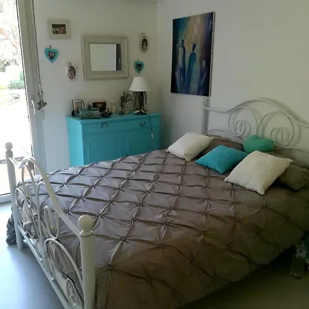 De 2 Chambres Avec Terrasse Amenagee Et Wifi A Raphael A 3 Km De La 아파트 Saint-Raphaël